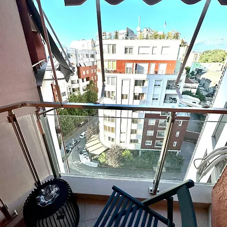 Escape - 1 Apartament