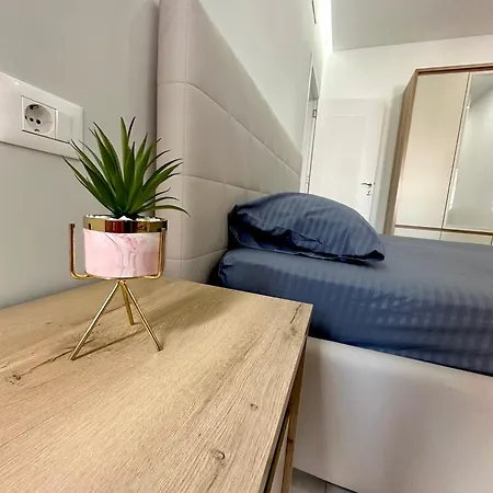 Escape - 1 Apartamento *